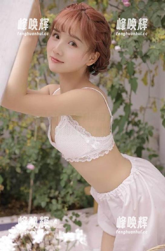 51吃瓜 51吃瓜黑料网网页更新,登录后让你瞬间成为聚焦的中心哟