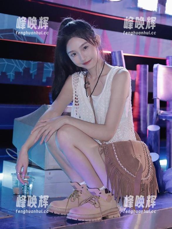 91吃瓜app地址详细介绍，女生带你开启吃瓜之旅