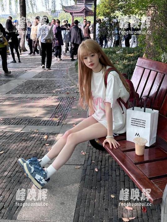 男生看过来，91黑料吃瓜网网址每日更新最新黑料！