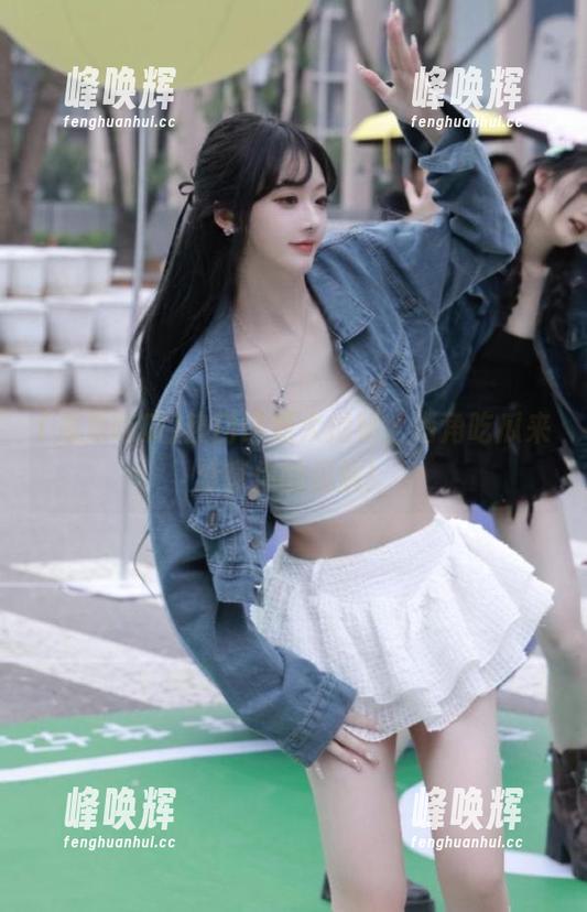 海角吃瓜 热门话题大揭秘,海角吃瓜来分享你的见解!