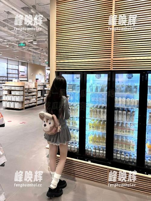 第一黑料吃瓜网最新地址来袭，吃瓜群众不容错过！