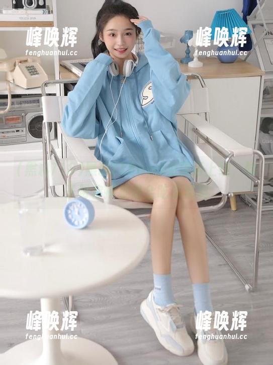 黑料718app免费版上线，妹子帮你捕捉最全吃瓜黑料