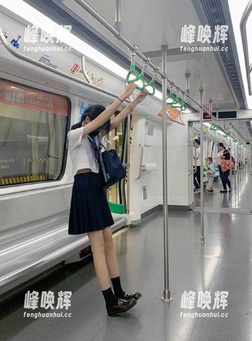黑网料带你翱翔，网址永不迷路，探索动漫与游戏的无限魅力！